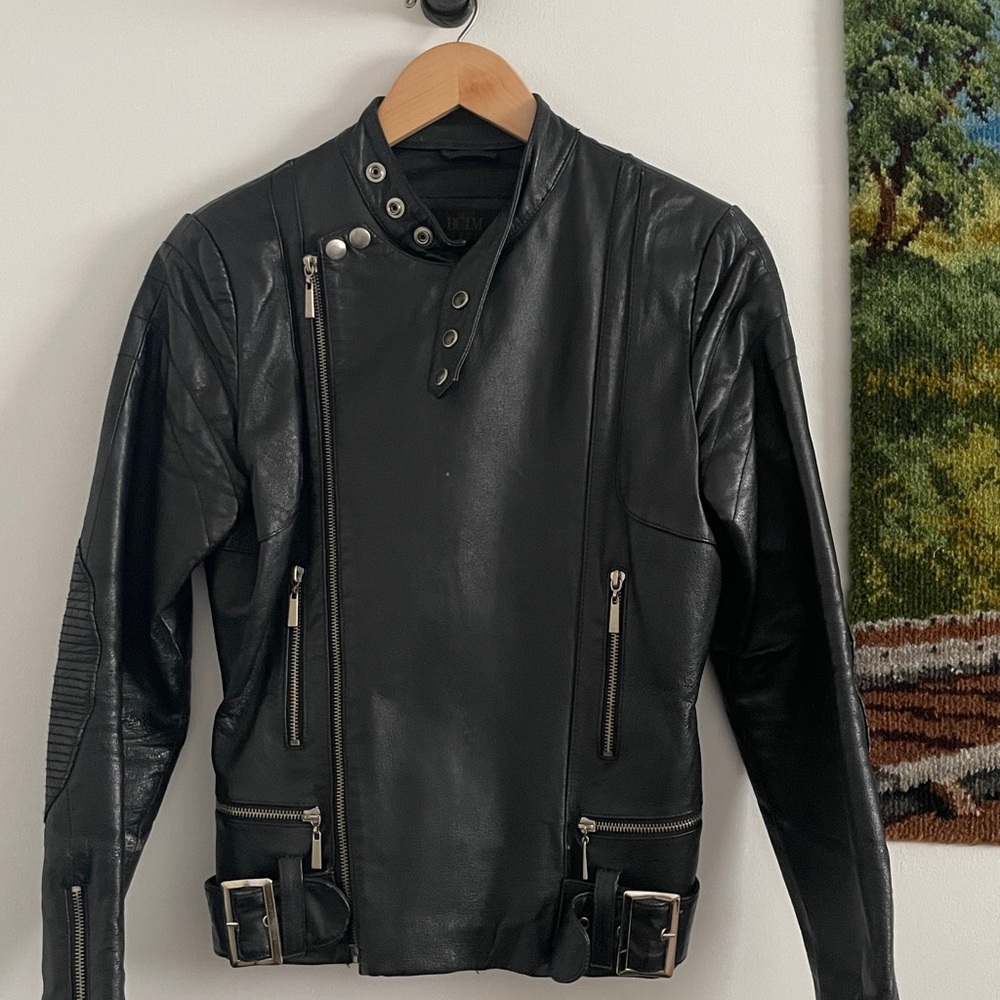 Classic Black Leather Moto Jacket with Buckle Waist